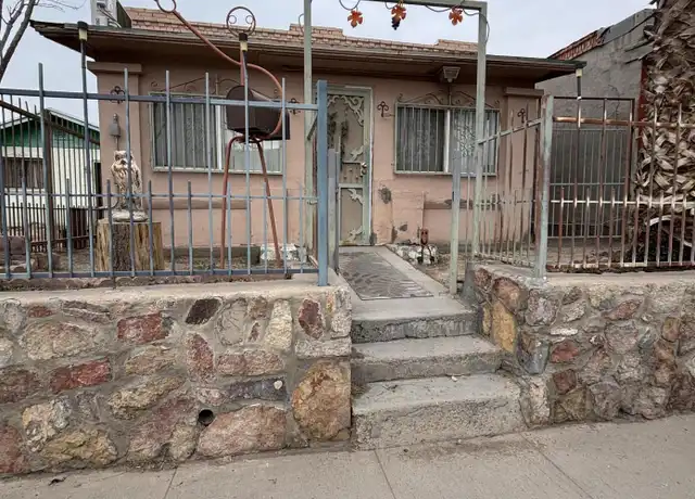 Property at 3319 Durazno Ave, El Paso, TX, 79905, 2 beds, 1 bath, [object Object]