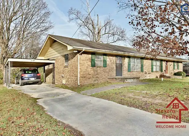 Property at 4175 Willard Dr, Chattanooga, TN, 37416, 2 beds, 1.5 baths, [object Object]