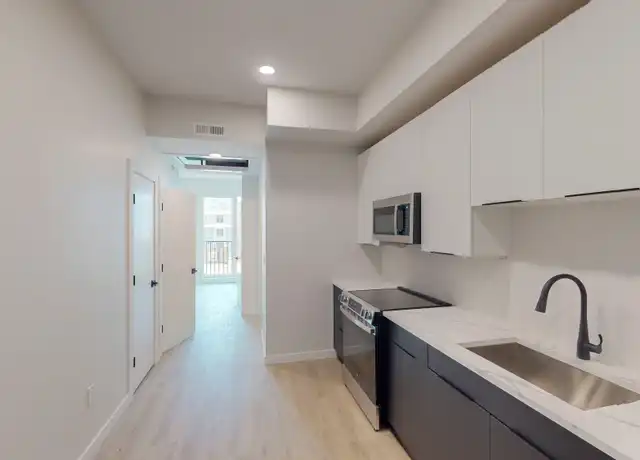 Property at 24 Mount Pleasant St Unit 403, Somerville, MA, 02145, 0 beds, 1 bath, [object Object]