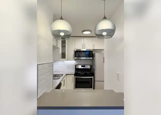 Property at 1617 N Poinsettia Pl, Los Angeles, CA, 90046, 1 bed, 1 bath, [object Object]