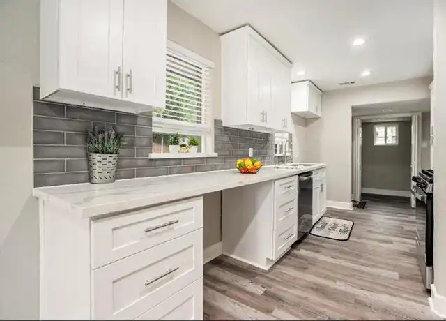 Property at 2623 Oakcliff St, Houston, TX, 77023, 1 bed, 1 bath, [object Object]