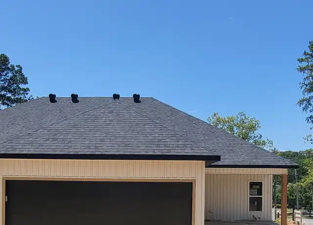 Property at 1801 Aldersgate Rd, Little Rock, AR, 72205, 2 beds, 2 baths, [object Object]