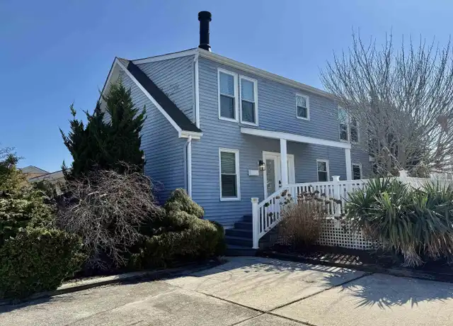 Property at 620 N Huntington Ave, Margate City, NJ, 08402, 3 beds, 2 baths, [object Object]