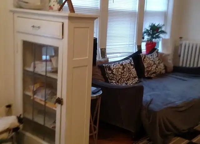 Property at 2957 N Bartlett Ave Unit 2957 5724, Milwaukee, WI, 53211, 2 beds, 1 bath, [object Object]