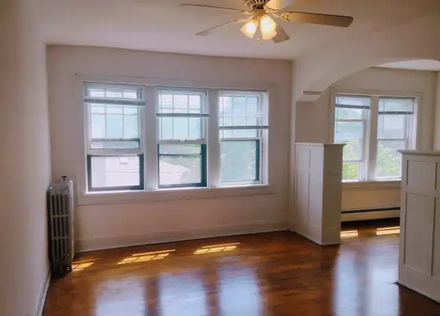 Property at 2957 N Bartlett Ave Unit 2957 5724, Milwaukee, WI, 53211, 2 beds, 1 bath, [object Object]