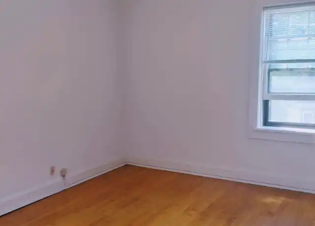 Property at 2957 N Bartlett Ave Unit 2957 5724, Milwaukee, WI, 53211, 2 beds, 1 bath, [object Object]