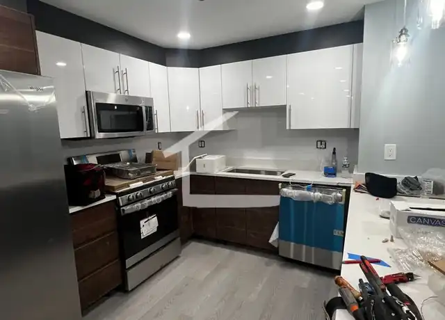 Property at 11 University Rd, Brookline, MA, 02445, 3 beds, 2 baths, [object Object]