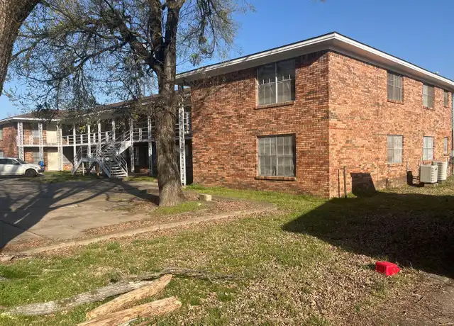 Property at 514 W K St Unit 10, Russellville, AR, 72801, 1 bed, 1 bath, [object Object]