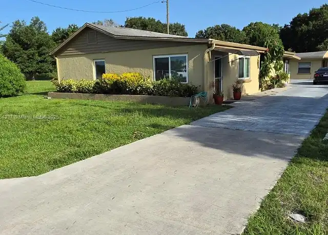 Property at 4321 Kirby Loop Rd Unit 1, Fort Pierce, FL, 34981, 3 beds, 2 baths, [object Object]