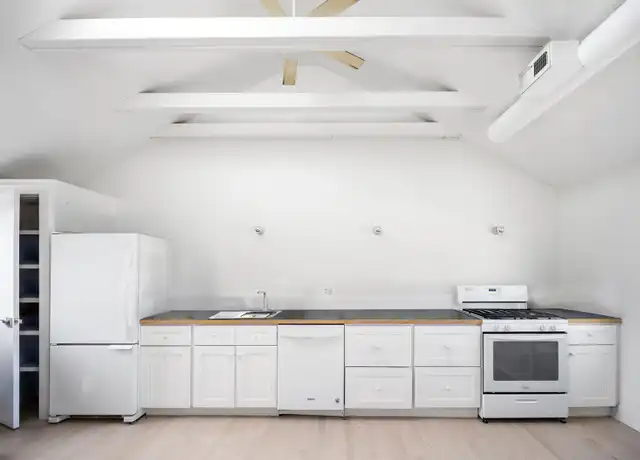 Property at 1956 W 21st Pl Unit 203R, Chicago, IL, 60608, 2 beds, 2 baths, [object Object]