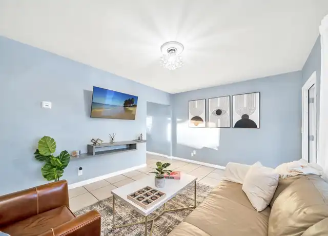 Property at 3331 Lake Ave, West Palm Beach, FL, 33405, 2 beds, 1 bath, [object Object]