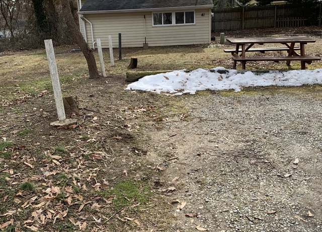 Photo of 21 Coachmans Rd Apt 12, Severna Park, MD 21146