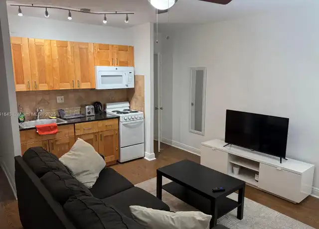 Property at 740 Michigan Ave Unit 6, Miami Beach, FL, 33139, 1 bed, 1 bath, [object Object]