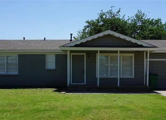 Property at 813 Van Horn St, Iowa Park, TX, 76367, 3 beds, 1 bath, [object Object]