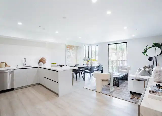 Property at 1846 N Cherokee Ave Unit 402, Los Angeles, CA, 90028, 2 beds, 2 baths, [object Object]