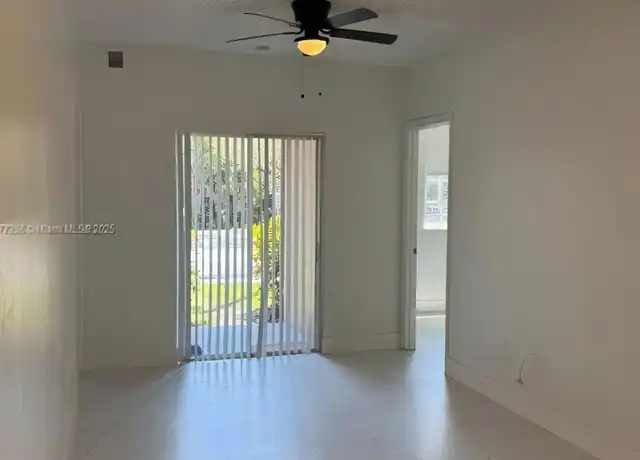 Property at 3221 Sabal Palm Mnr, Hollywood, FL, 33024, 2 beds, 2 baths, [object Object]