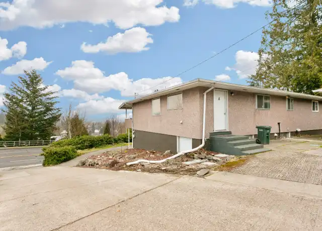 Property at 2205 S Meridian Unit A, Puyallup, WA, 98372, 2 beds, 1 bath, [object Object]