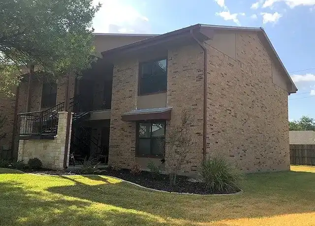 Property at 1005 Cottonbowl Dr Unit 102, Taylor, TX, 76574, 2 beds, 1 bath, [object Object]