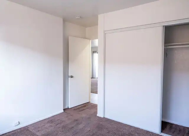 Property at 16515 New Hampshire Ave Unit 18, Gardena, CA, 90247, 2 beds, 1 bath, [object Object]
