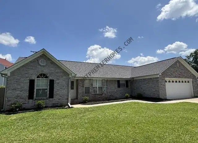 Property at 408 Chesapeake Dr, Searcy, AR, 72143, 3 beds, 2 baths, [object Object]