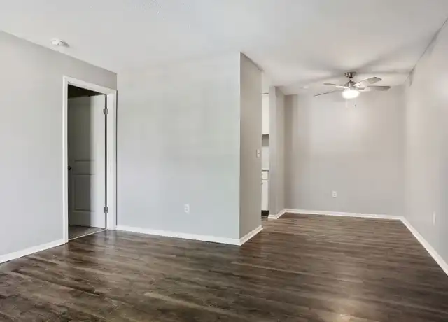 Property at 16615 W 139th St Unit 303 P, Olathe, KS, 66062, 1 bed, 1 bath, [object Object]