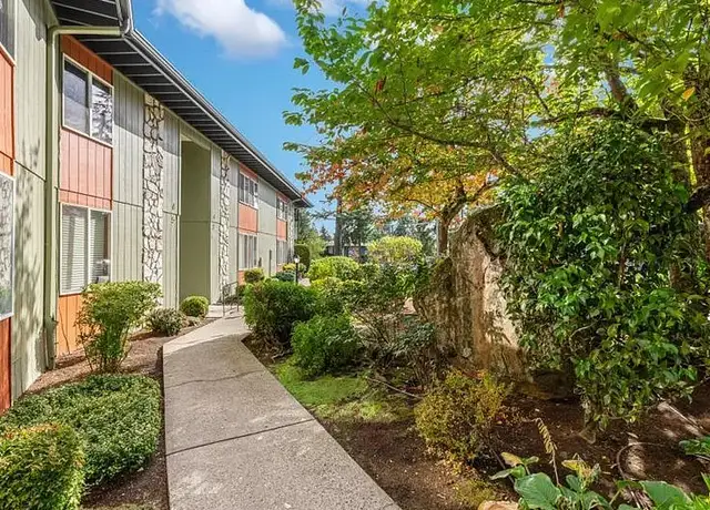 Photo of 12505 SE River Rd, Portland, OR 97222
