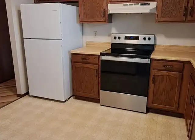 Property at 6006 Boxwood Dr Unit 3, Rockford, IL, 61114, 2 beds, 1 bath, [object Object]