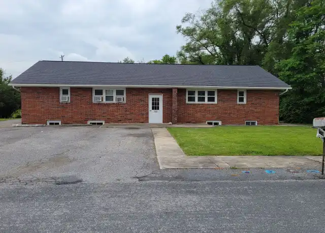 Property at 190 Carbaugh Dr Unit 4, Chambersburg, PA, 17202, 2 beds, 1 bath, [object Object]