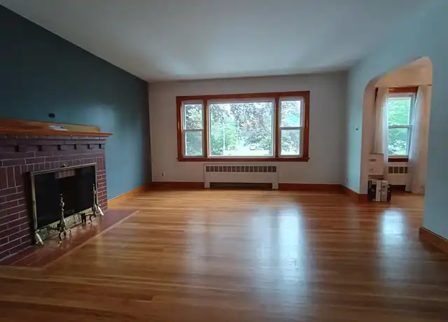 Property at 75 Forest St Unit 1, Medford, MA, 02155, 2 beds, 1 bath, [object Object]