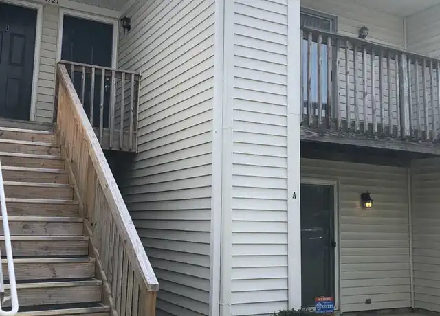 Property at 1721 Rock Bridge Mews Unit B, Chesapeake, VA, 23320, 2 beds, 2 baths, [object Object]