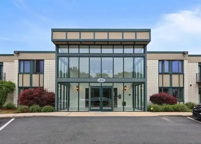 Property at 25 Alpine St #43, Hyde Park, MA, 02136, 1 bed, 1 bath, [object Object]