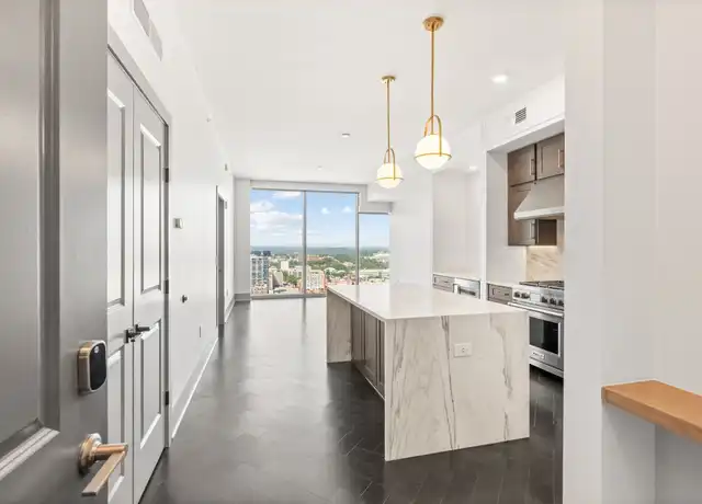 Property at 1616 West End Ave #3110, Nashville, TN, 37203, 1 bed, 1 bath, [object Object]