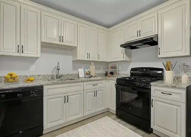 Property at Woodbridge Hills - 55+ - 400 Hampton Ln, Iselin, NJ, 08830, 1-2 bed, 1-2 bath, [object Object]