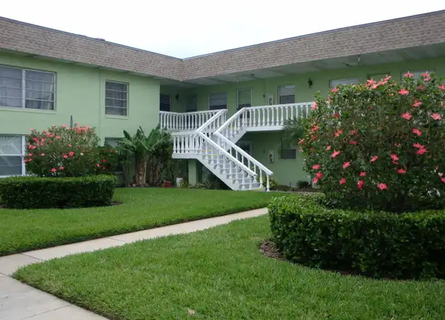 Property at 1250 S Pinellas Ave #802, Tarpon Springs, FL, 34689, 1 bed, 1 bath, [object Object]