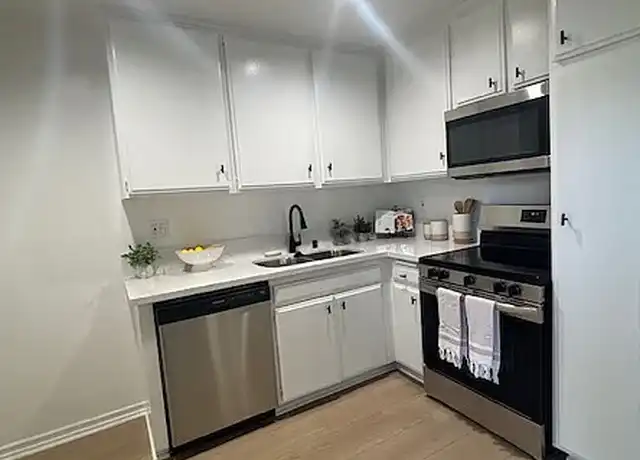 Property at Prairie Gardens - 18150 Prairie Ave, Torrance, CA, 90504, 2 beds, 1.5-2 baths, [object Object]