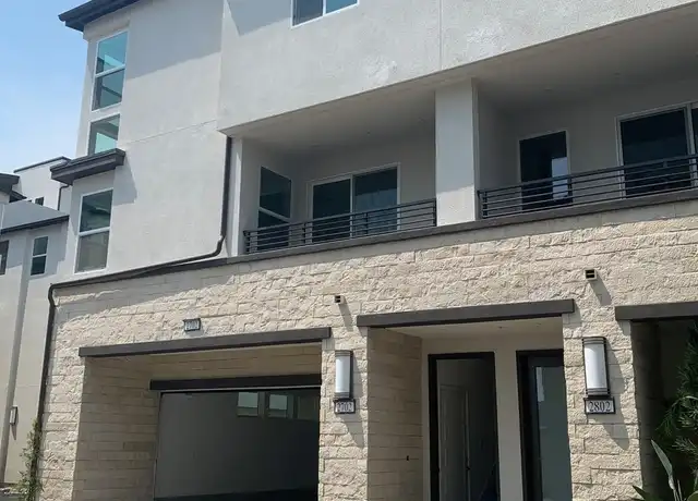 Property at 2702 Via Avella Dr, San Diego, CA, 92108, 3 beds, 3 baths, [object Object]