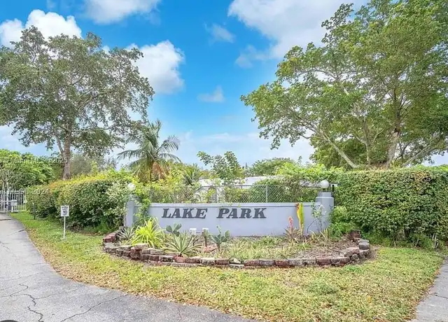 Property at 952 NE 199th St Unit 4K, Miami, FL, 33179, 1 bed, 1.5 baths, [object Object]