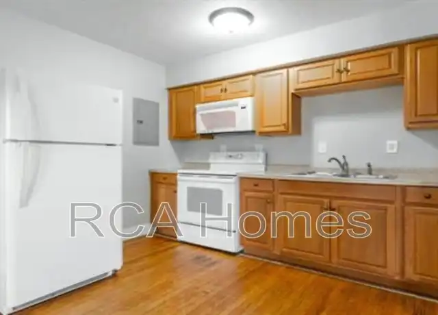 Property at 1157 Villa Ave Unit A, Indianapolis, IN, 46203, 2 beds, 1 bath, [object Object]