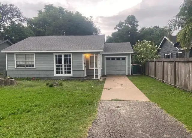 Property at 1015 Prune St, La Marque, TX, 77568, 3 beds, 1 bath, [object Object]