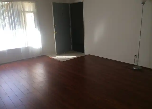 Property at 11617 Gorham Ave Unit 20, Los Angeles, CA, 90049, 3 beds, 1 bath, [object Object]