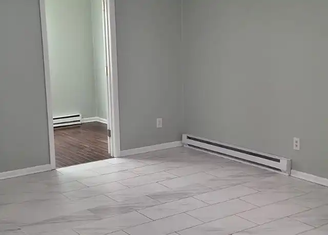 Property at 560 Main St Unit 3D, West Haven, CT, 06516, 2 beds, 1 bath, [object Object]