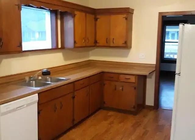 Property at 1327 Greenwood Ave, Rockford, IL, 61107, 4 beds, 1.5 baths, [object Object]