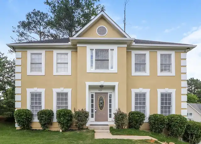 Property at 1484 Yorktown Dr, Lawrenceville, GA, 30043, 5 beds, 2.5 baths, [object Object]