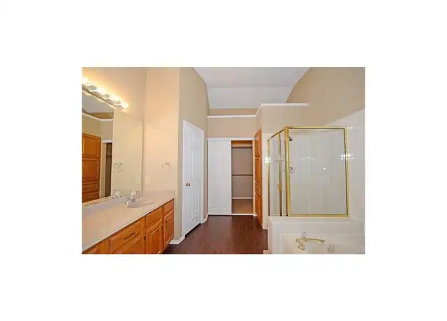 Property at 1518 High Pointe Ln, Cedar Hill, TX, 75104, 3 beds, 2 baths, [object Object]