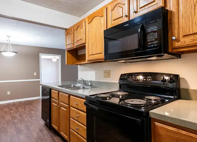 Property at Autumn Ridge Apartments - 3250 Autumn Ridge Ct, Jeffersonville, IN, 47130, 1-2 bed, 1-2 bath, [object Object]