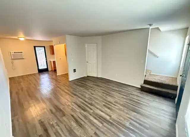 Property at 1103 Browne Ave Unit 2, Yakima, WA, 98902, 2 beds, 1.5 baths, [object Object]