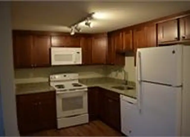 Property at 58 Center St Unit 2-7, Dennis Port, MA, 02639, 1 bed, 1 bath, [object Object]
