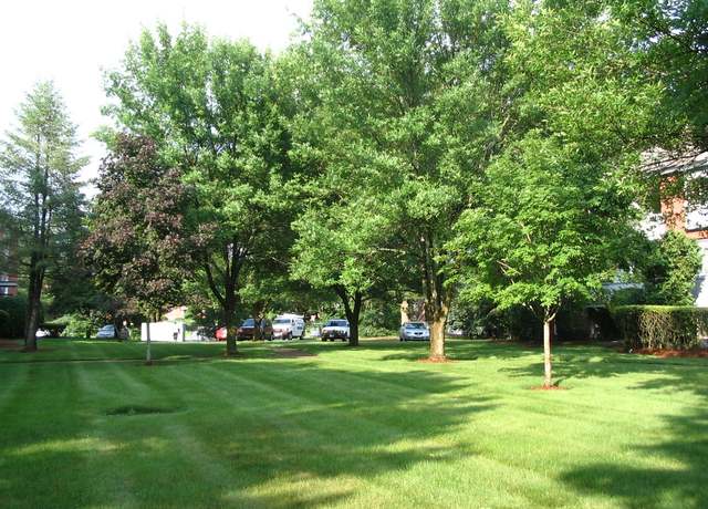 Photo of 117 Cluff Crossing Rd, Salem, NH 03079