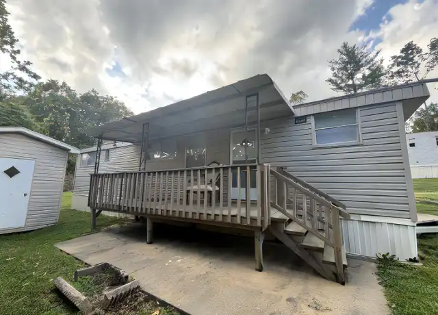 Property at 345 Merrimon Ave Unit 2, Weaverville, NC, 28787, 3 beds, 1 bath, [object Object]