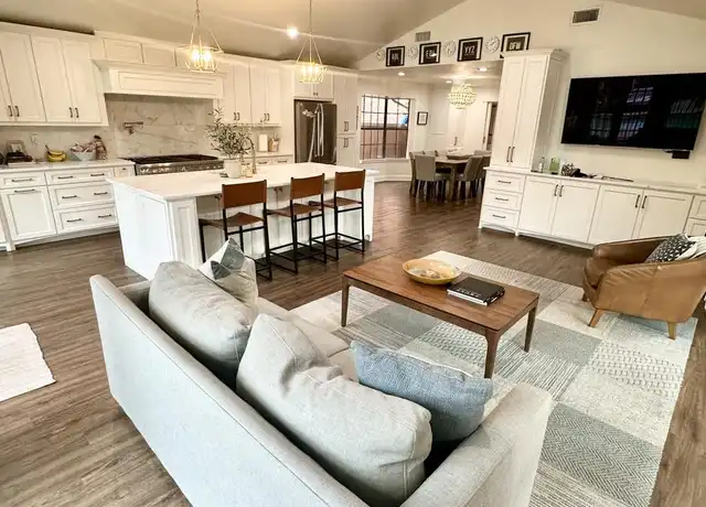 Property at 2906 University Blvd, Dallas, TX, 75205, 4 beds, 3.5 baths, [object Object]